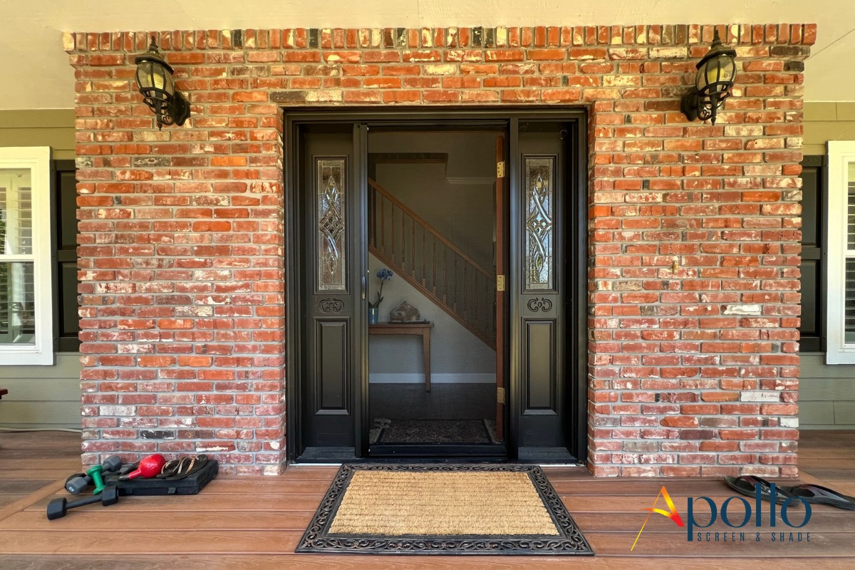 Black Retractable  Screen Door-2066.jpg